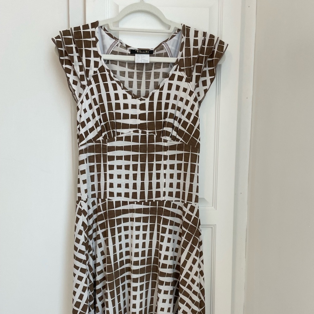 Women’s dress